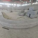 揭阳 芝麻白异形坐凳，自然面光面弧形加工