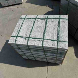 揭阳 白麻花岗岩石材自然面蘑菇石成品