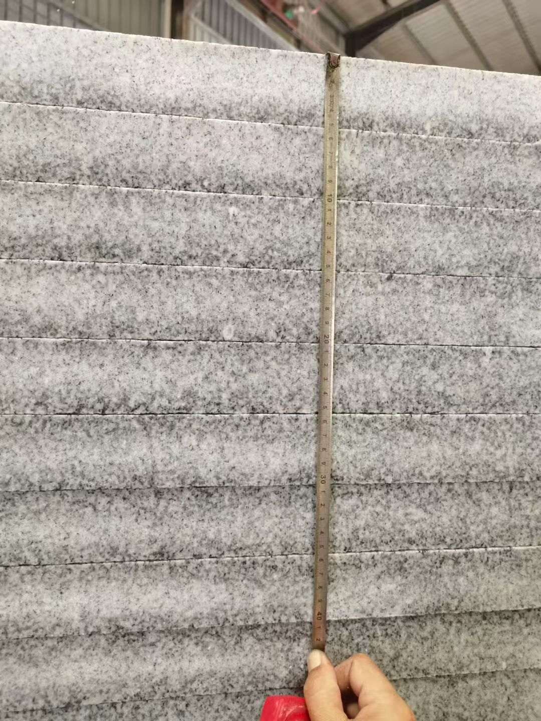 揭阳 芝麻白火烧成品厚薄均匀，B料价格接近A料质量