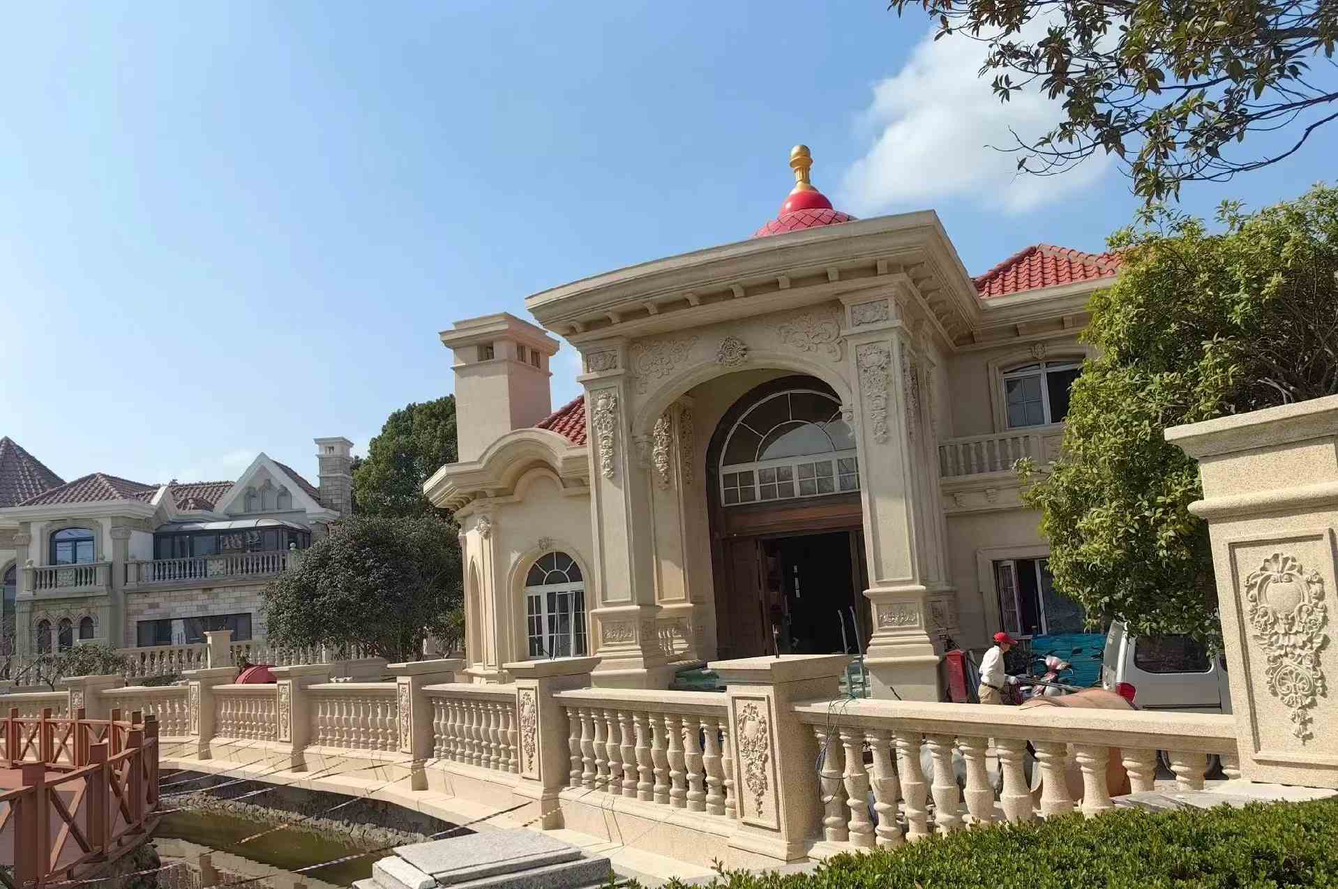 揭阳 黄金麻花岗岩欧式别墅