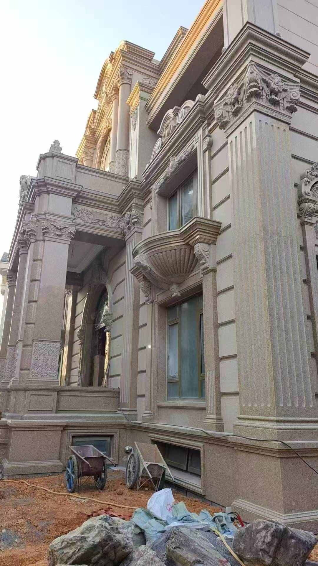 揭阳 黄金麻花岗岩光面别墅外墙干挂施工完成