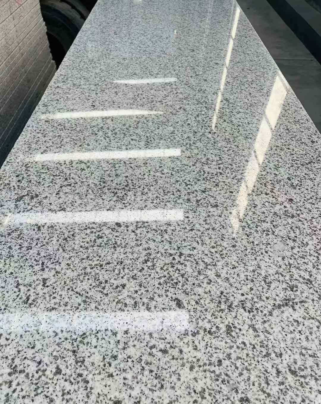 揭阳 白麻花岗岩光面毛板