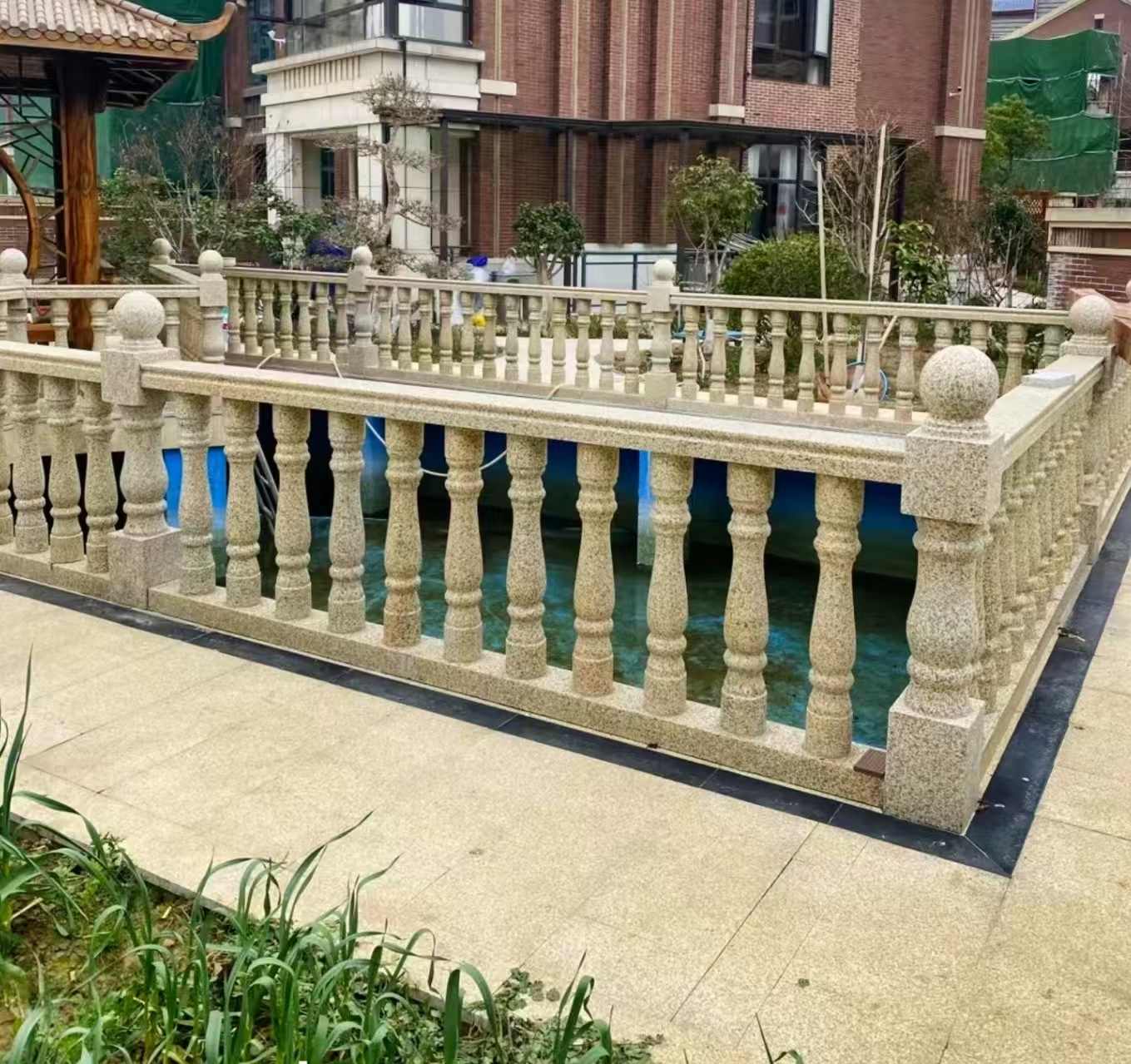 揭阳黄金麻花岗岩石材栏杆，扶手，将军柱，花瓶柱