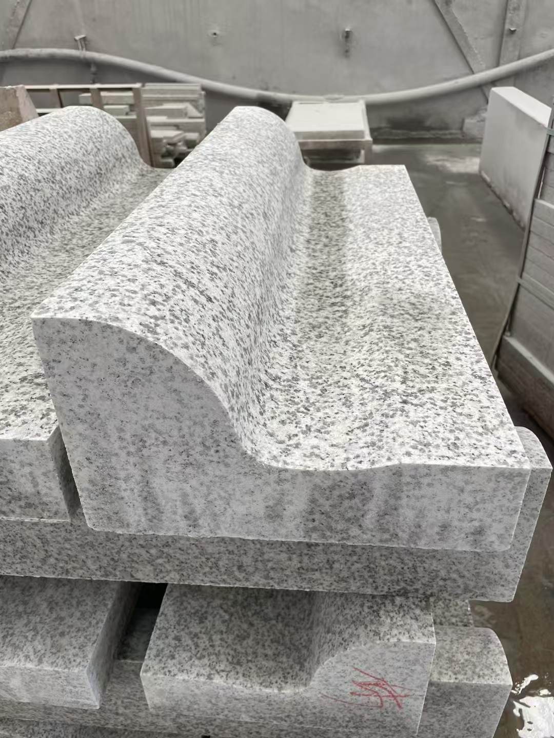 揭阳 白麻花岗岩S型路沿石，路侧石，马路牙子等